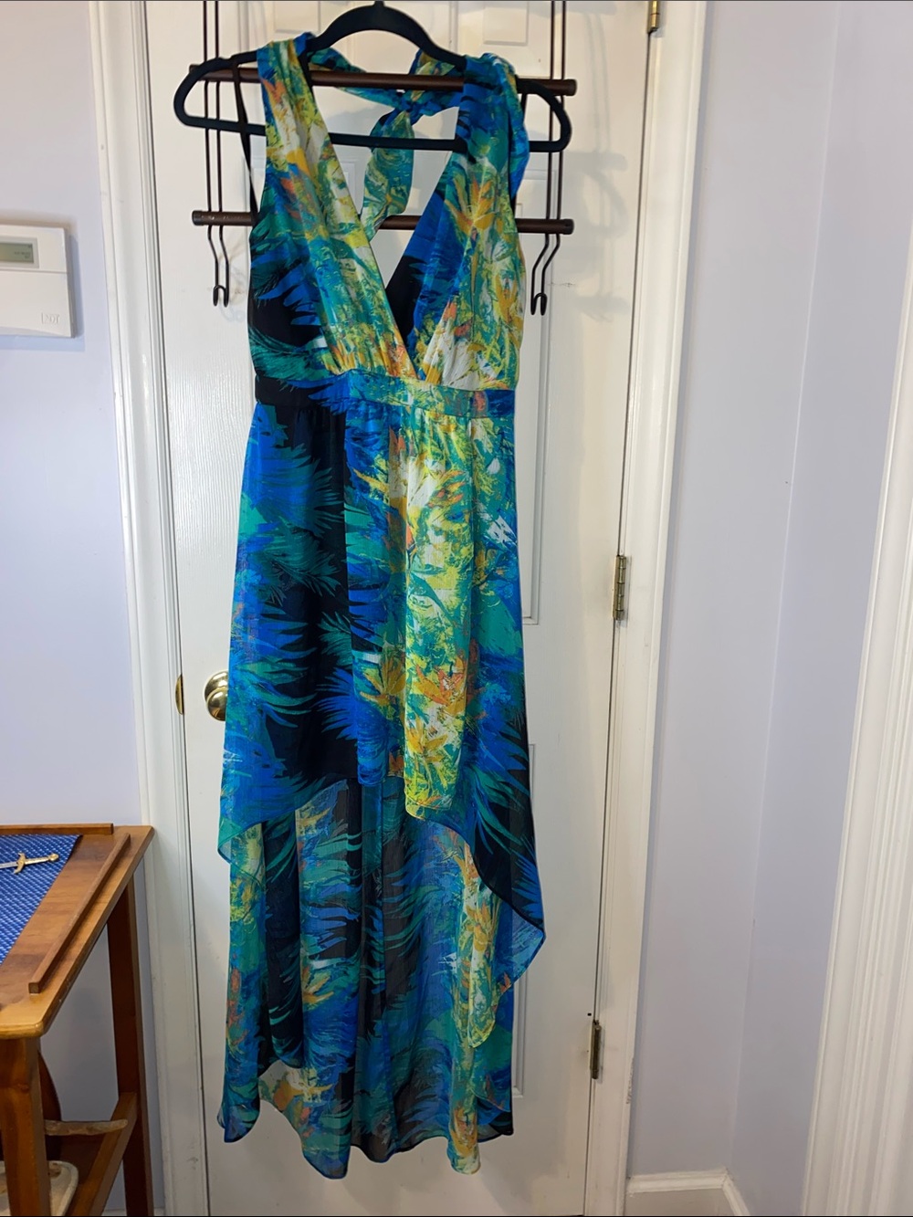 Preowned Bebe Teal Blue Abstract Floral High-Low Maxi Dress Size M